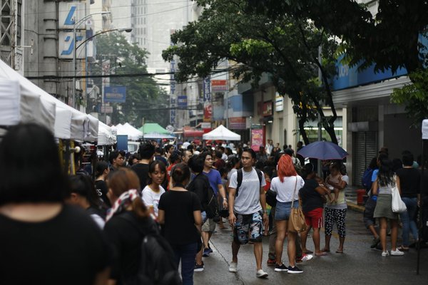 Comment Inspirer les Jeunes à Choisir les Métiers Manuels : Initiatives Modernes et Solutions Créatives